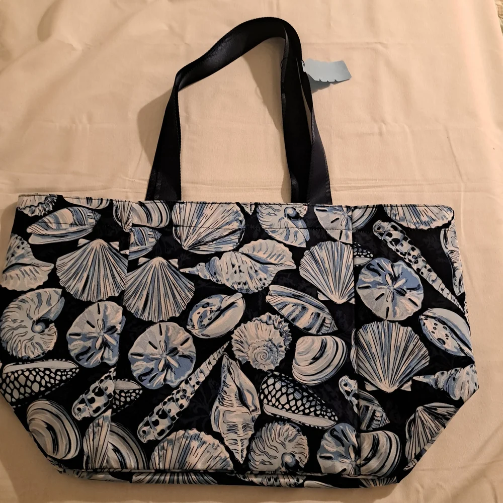Vera Bradley Morning Shells Pattern Blue Seashell Tote - Picture 9 of 15